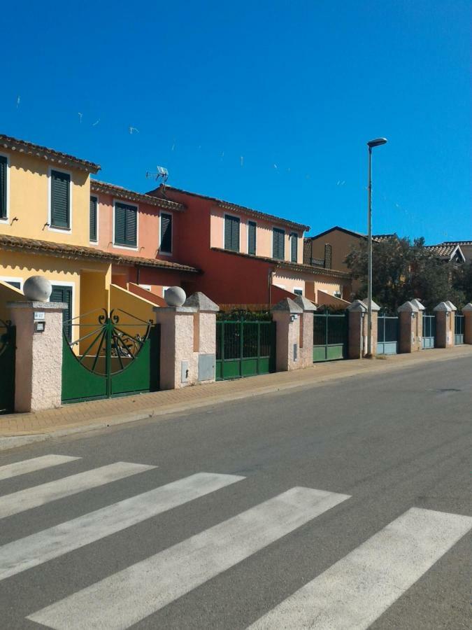 Casa Di Rosa Apartamento Chia Exterior foto